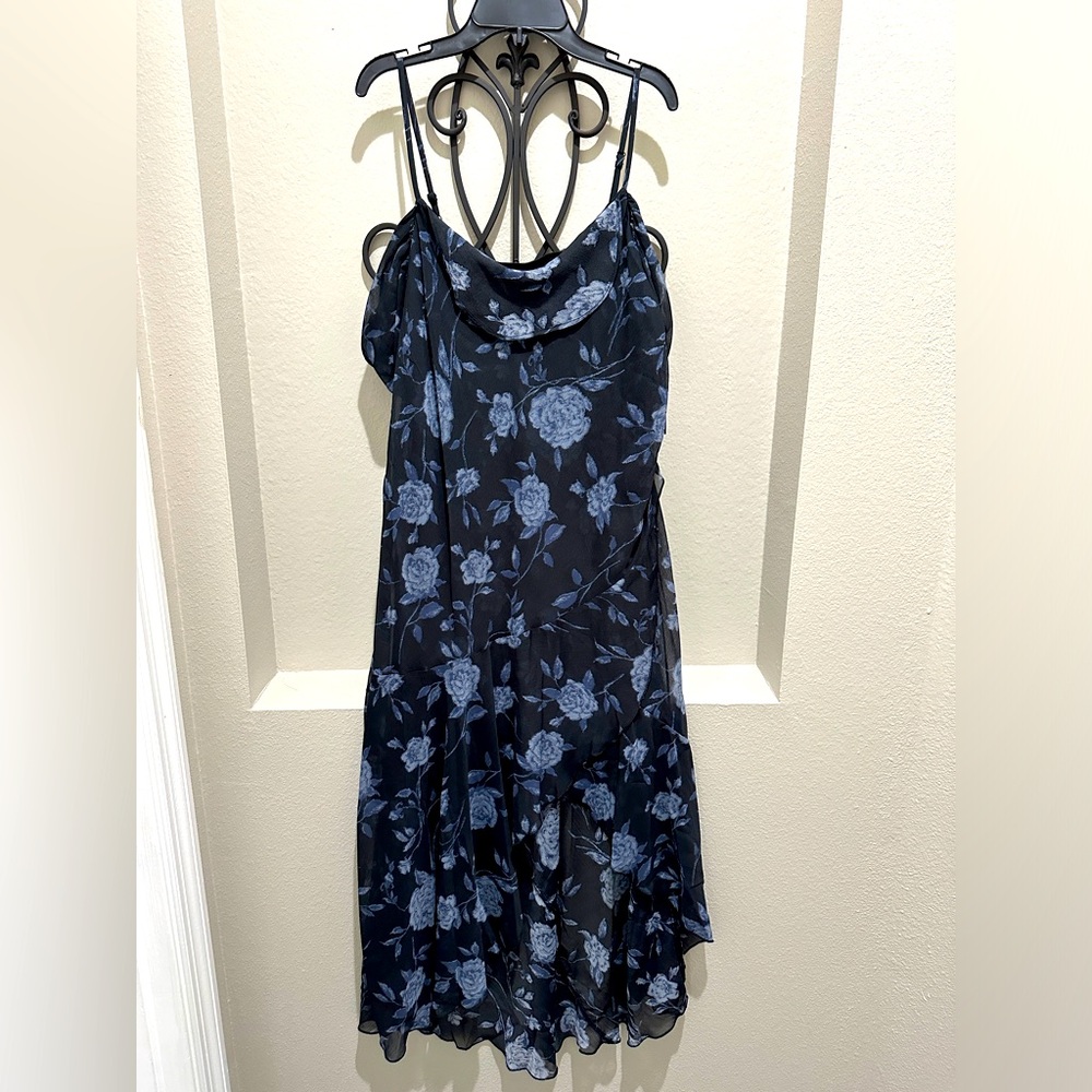 Black/Blue Floral Midi Dress